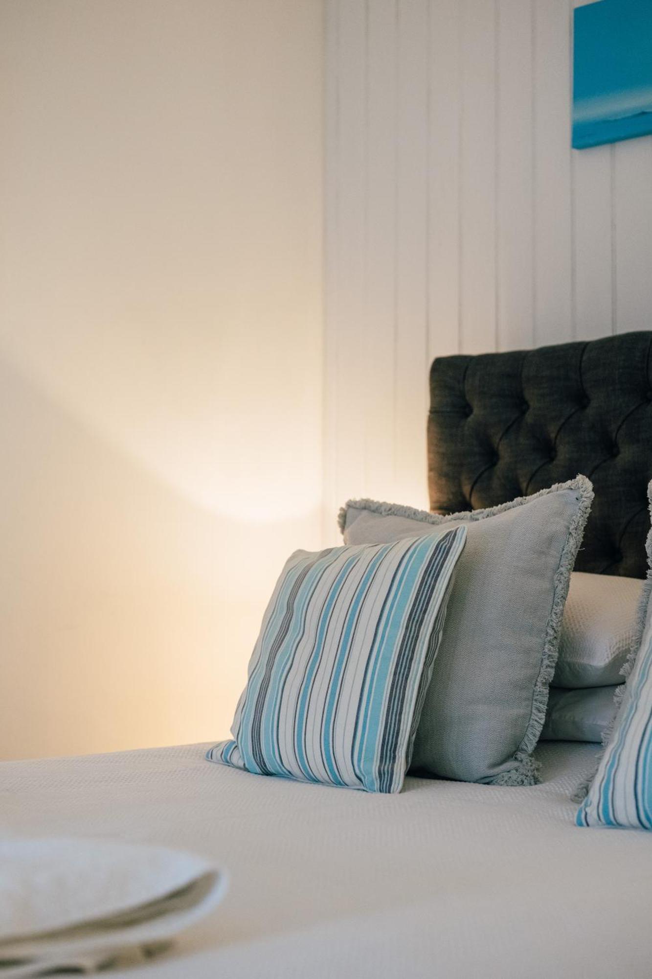 Cute 1 Bed Apartment 2 Mins From The Sea - Sleeps 4, Flat 8 The Gables, Church Street, Lyme Regis Eksteriør bilde